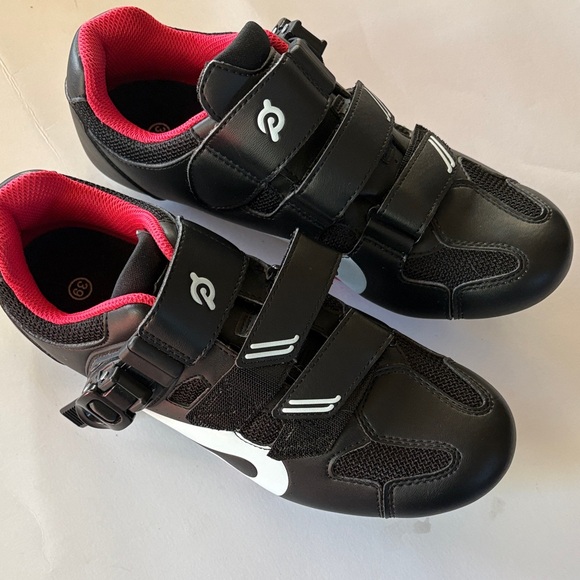 Peloton Shoes - Peloton black cycling shoes. Size 39. LNWOT.